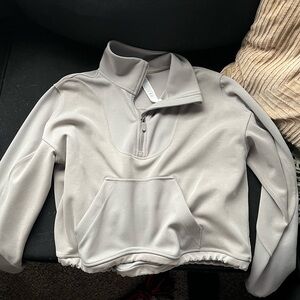 Lululemon Quarter-zip sweatshirt